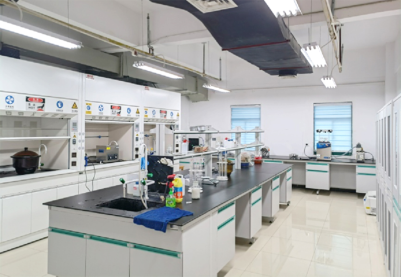 華康環(huán)保為山西生產(chǎn)的8噸<a href='/glccq/glccqyl.html'>鍋爐除塵器</a>安裝現(xiàn)場